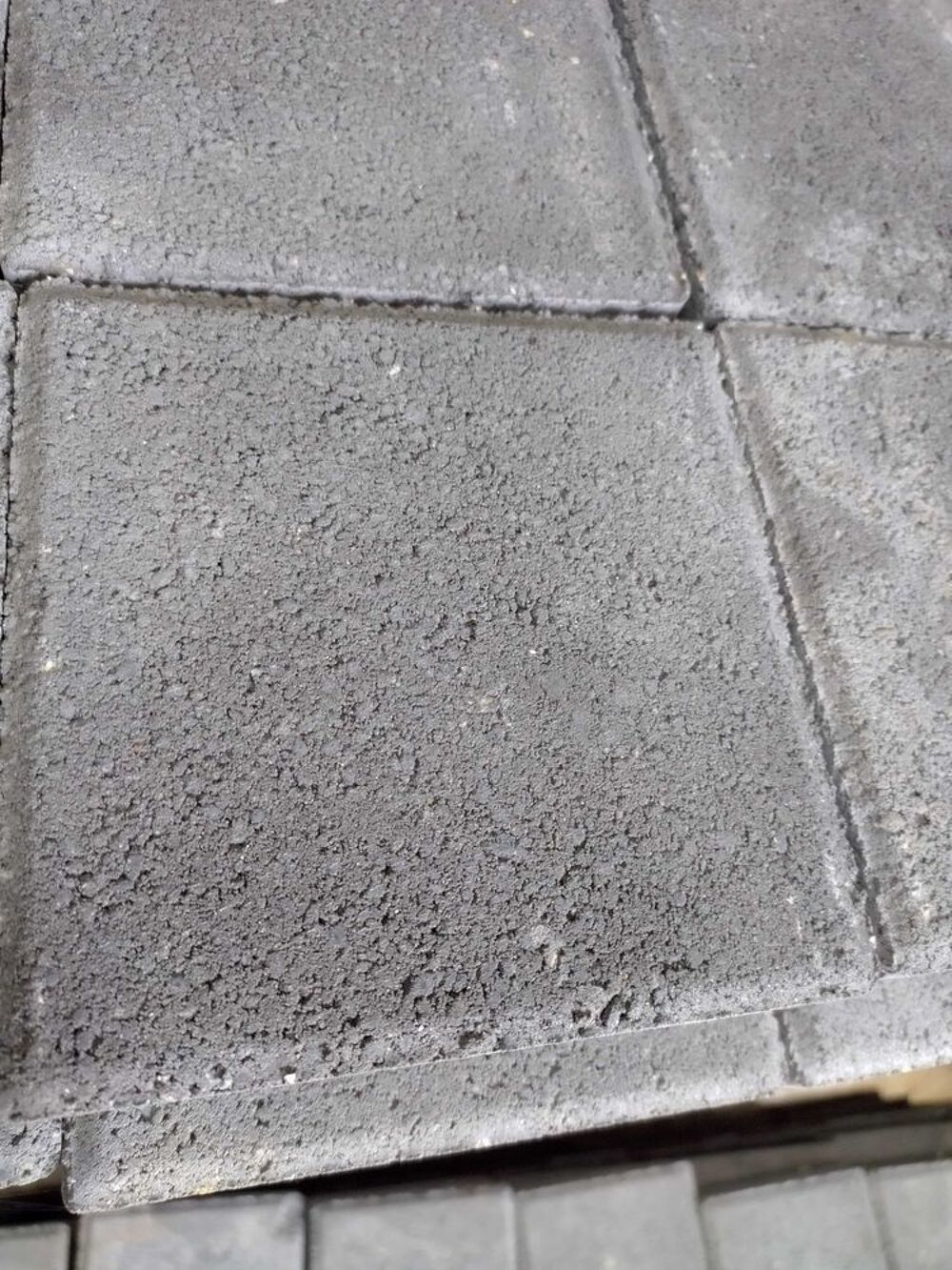 pav&eacute; gris anthracite et ivoire Jardin