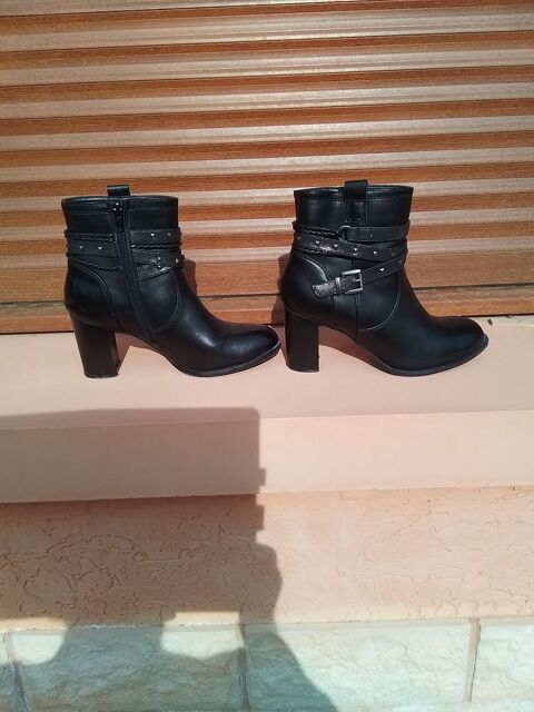 Bottines noires cuir 12 Oyonnax (01)