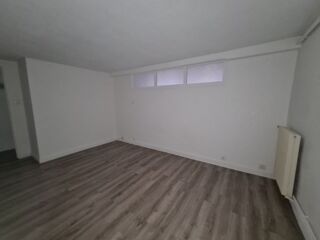  Appartement à louer 2 pièces 63 m²