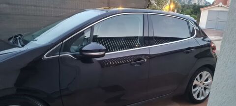 Peugeot 208 1.6 e-HDi 115ch FAP BVM6 Allure 2012 occasion Le Revest-les-Eaux 83200