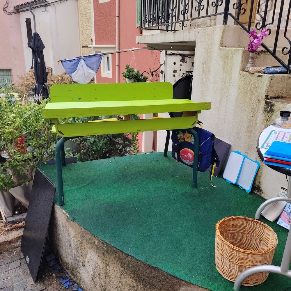 BUREAU ECOLIERS 1970 