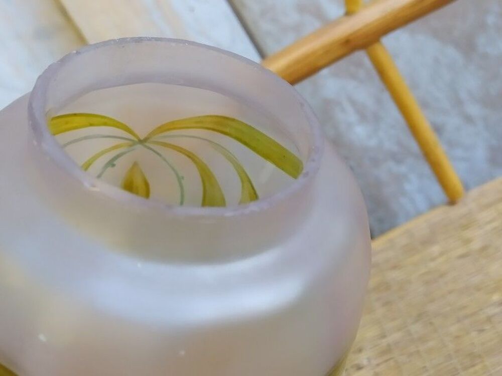 Grande Tulipe Verre de Lampe &agrave; P&eacute;trole Verte Fleurs Emaill&eacute;e Décoration