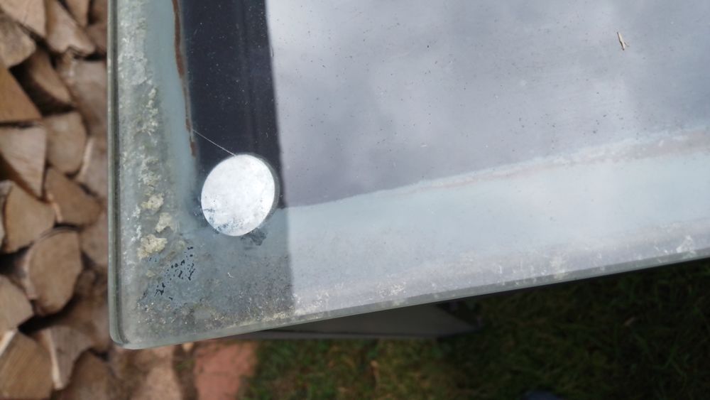 2 tables alu avec plateau en verre Jardin