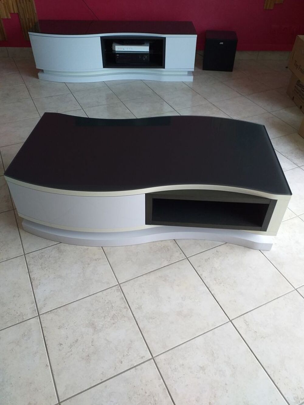 Meuble TV laqu&eacute; blanc + Table basse Meubles
