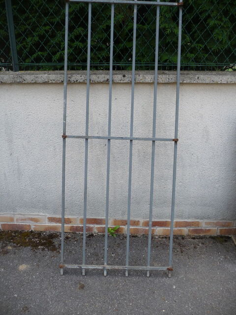 grille métallique 40 Longueil-Sainte-Marie (60)