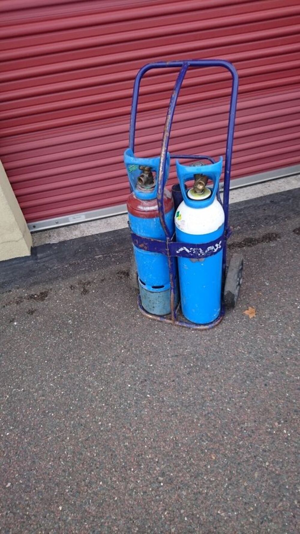 Bouteilles oxyg&egrave;ne ac&eacute;tyl&egrave;ne sur chariot parfait &eacute;tat Bricolage