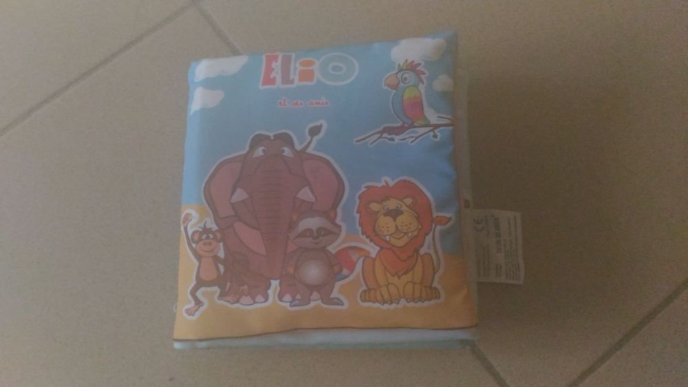 mon premier livre tissu elio et ses amis des 3 mois jeu evei Jeux / jouets