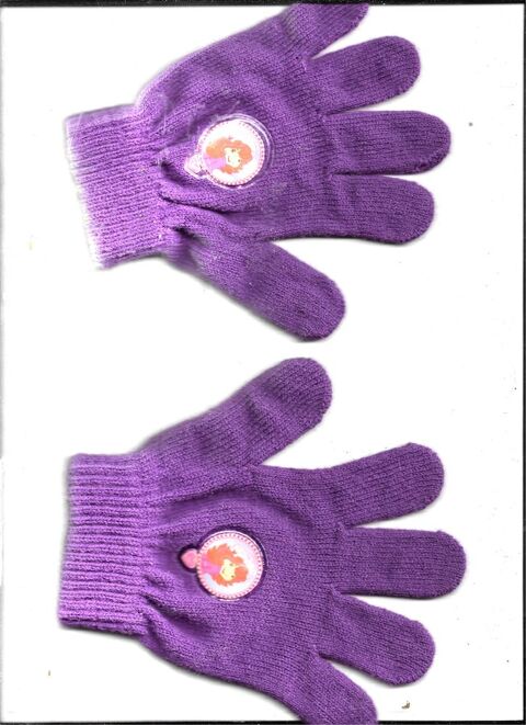 PAIRE DE GANTS FILLE 3 Saint-Denis-en-Val (45)