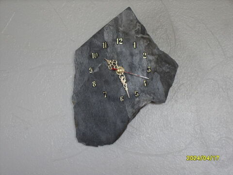 Pendule a quartz sur ardoise 20 Nzignan-l'vque (34)
