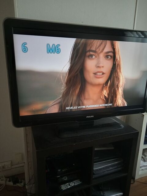 tv philips 47 pouces 119 cm full hd 55 Paris 17 (75)