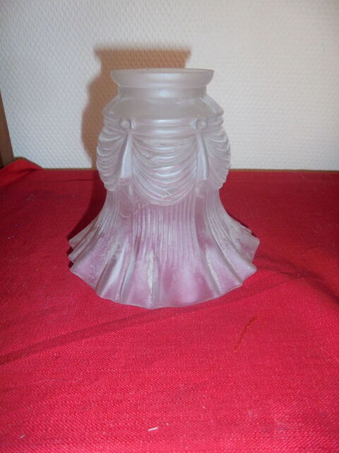 tulipe de lampe en verre ,d�poli 10 Romorantin-Lanthenay (41)