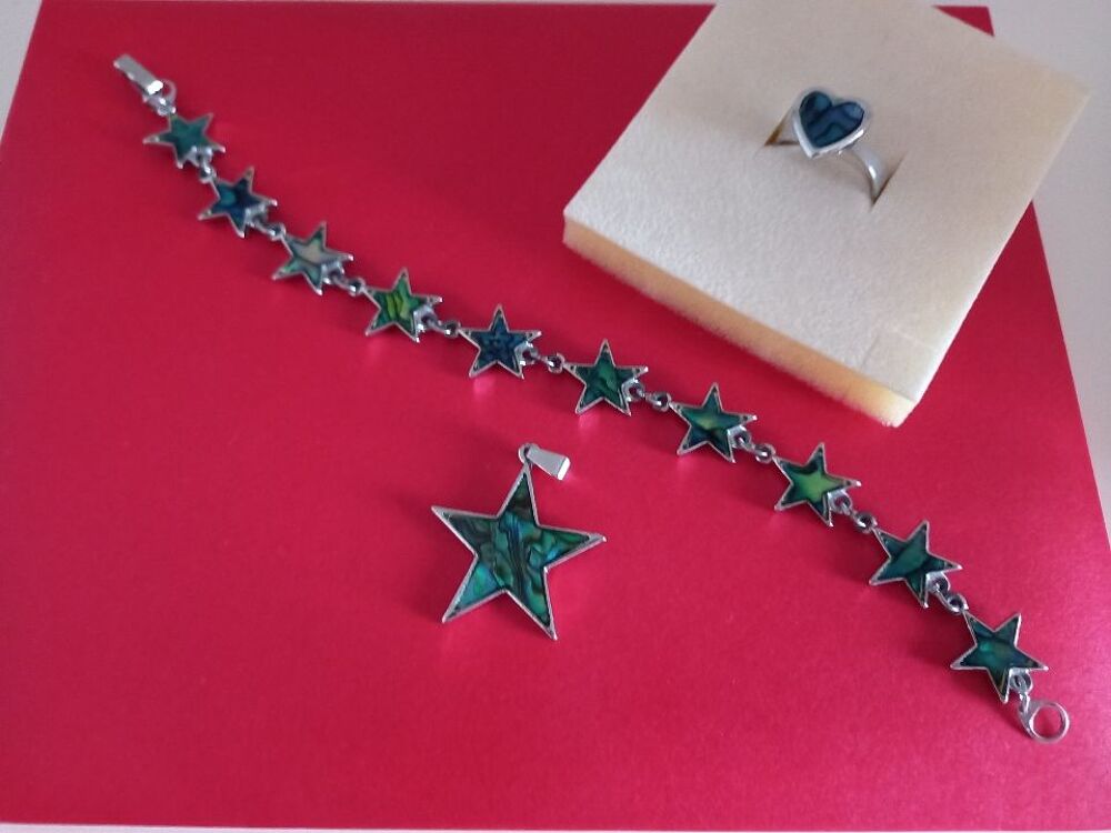 PARURE FANTAISIE IMITATION NACRE VERTE Bijoux et montres