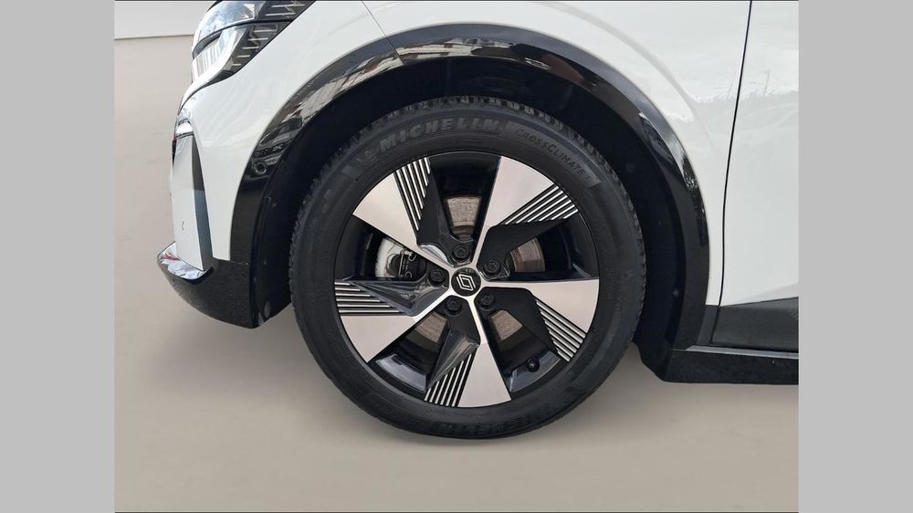 M&eacute;gane Megane E-Tech EV40 130ch boost charge Equilibre 2023 occasion 91700 Sainte-Genevi&egrave;ve-des-Bois