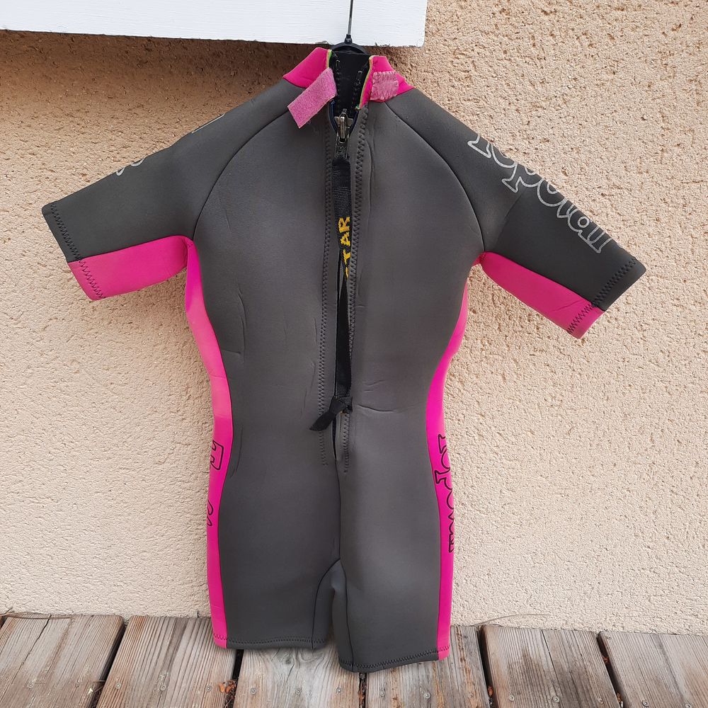 Shorty neoprene Taille S ados adulte Sports