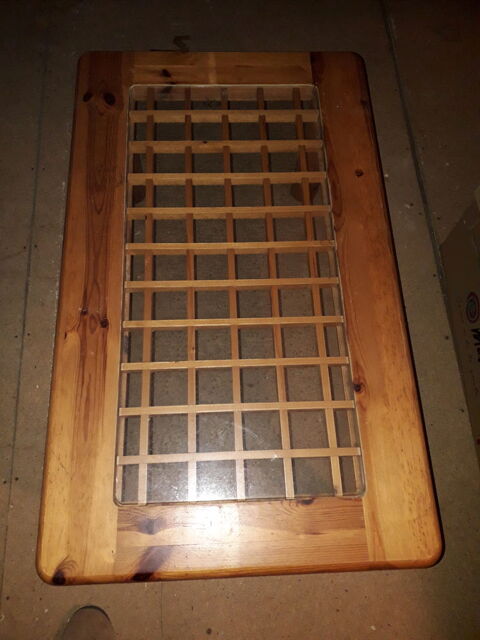 table basse contemporain et petit tabouret 0 Bassussarry (64)