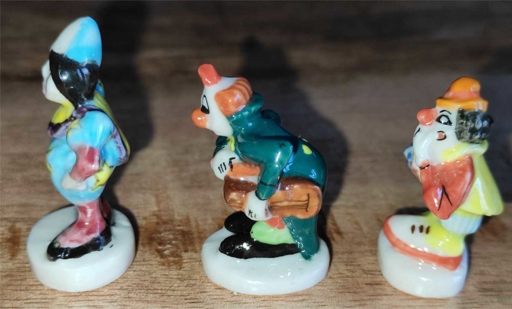 F&egrave;ves Clown lot de 3 