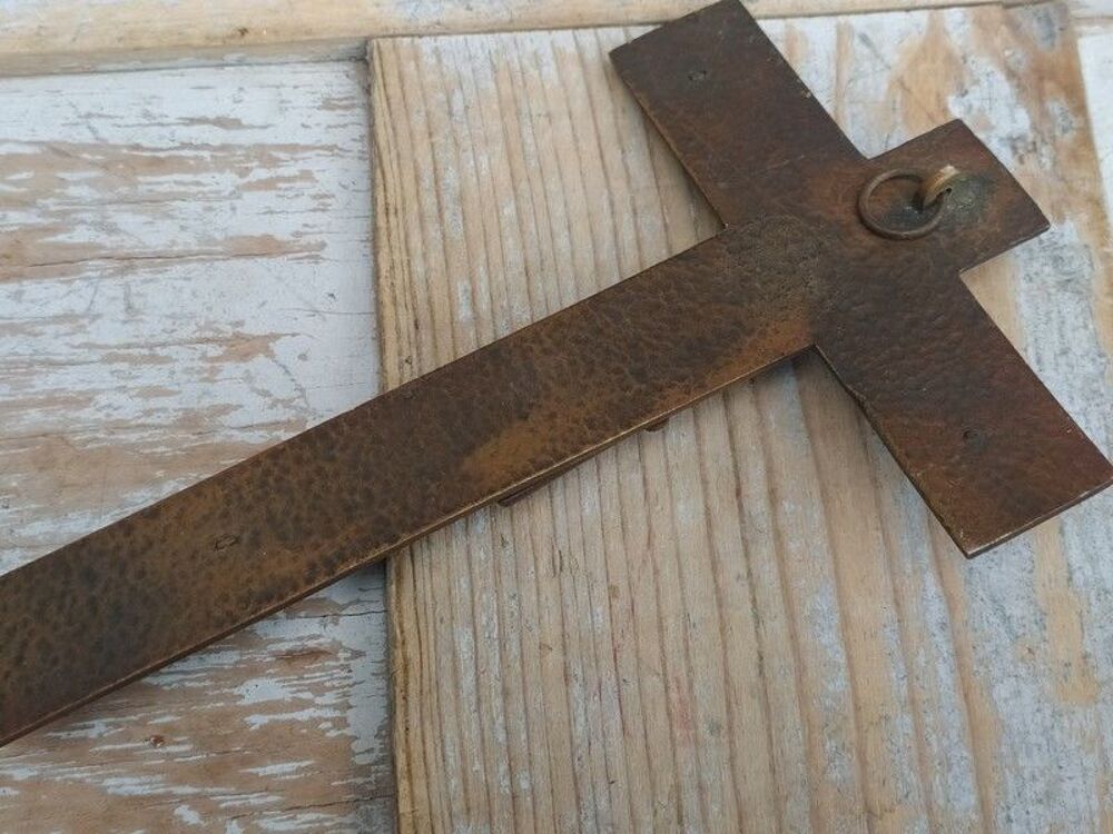 Ancien Crucifix en Bronze Art D&eacute;co 