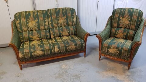 Canapé et Fauteuil 150 Régusse (83)