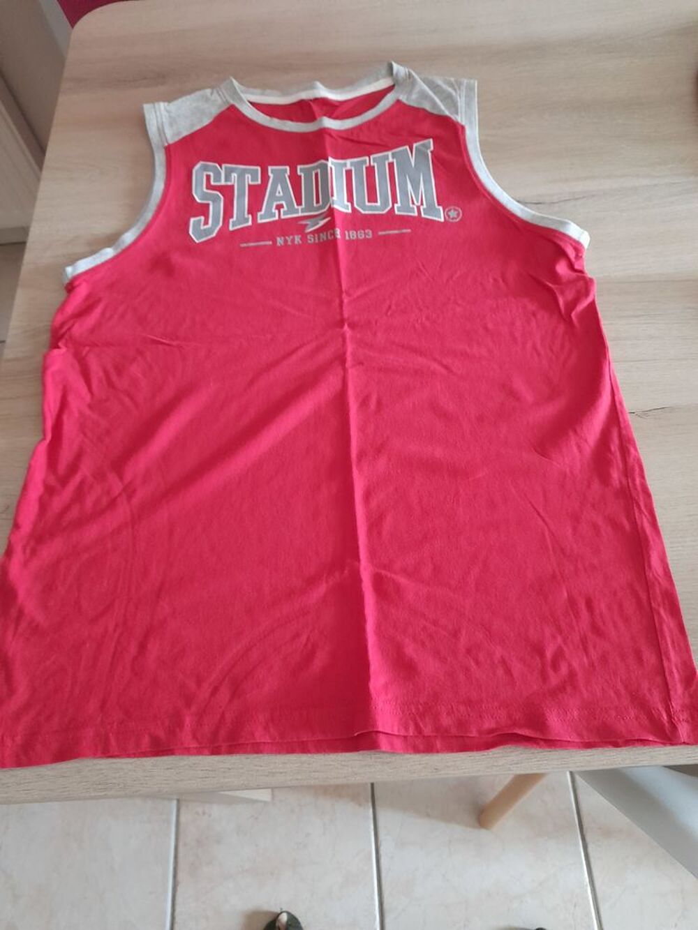 Tee shirt Vêtements
