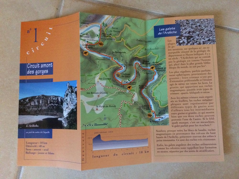 5 topos guides de randonn&eacute;es en Ard&egrave;che Sports