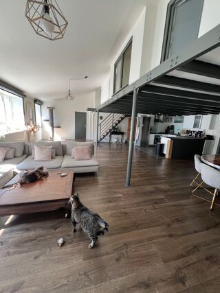  Loft  vendre 4 pices 145 m Saint-tienne