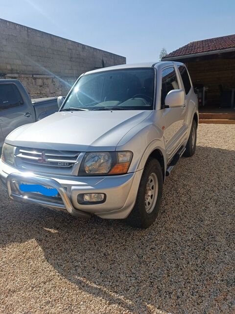 Mitsubishi pajero court 3.2 DI-D Elégance