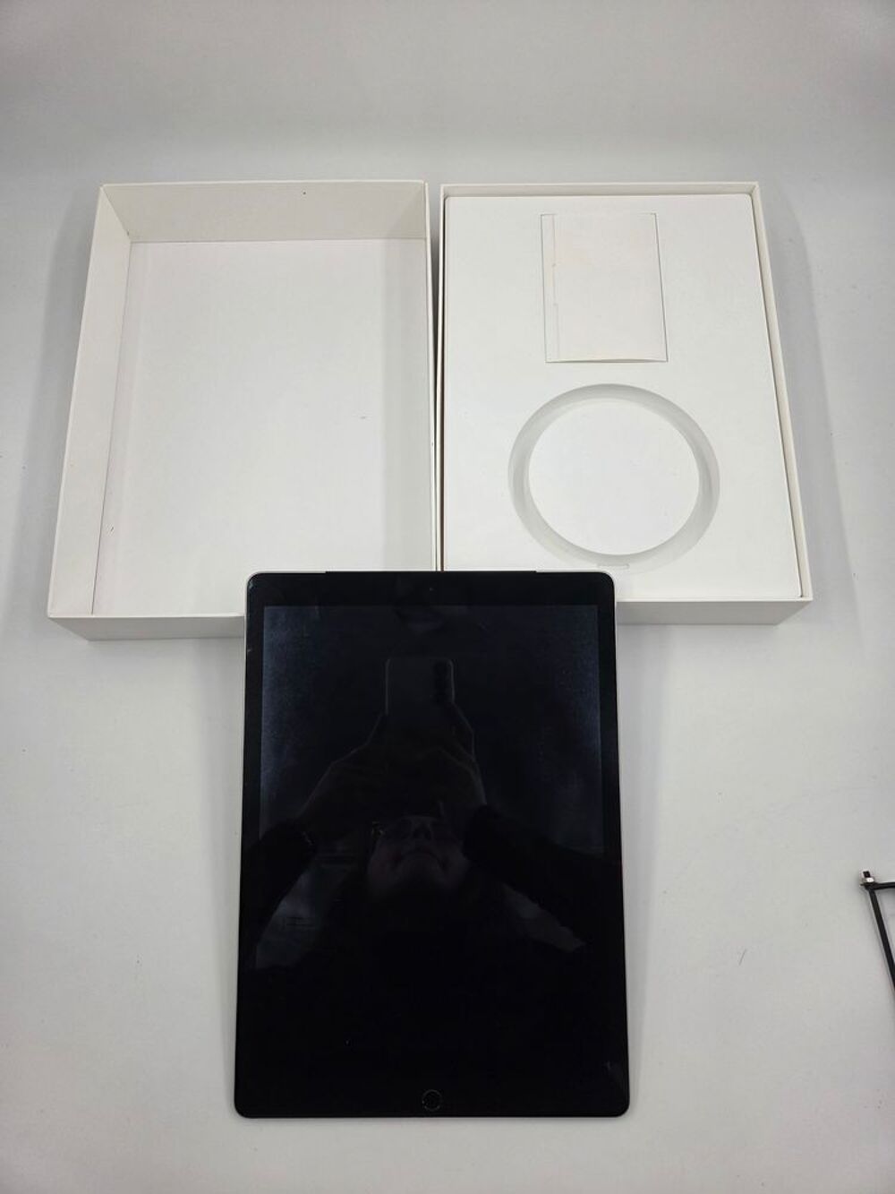 Ipad Pro model A1652 Space Grey 12.9 pouces 256GO Tlphones et tablettes