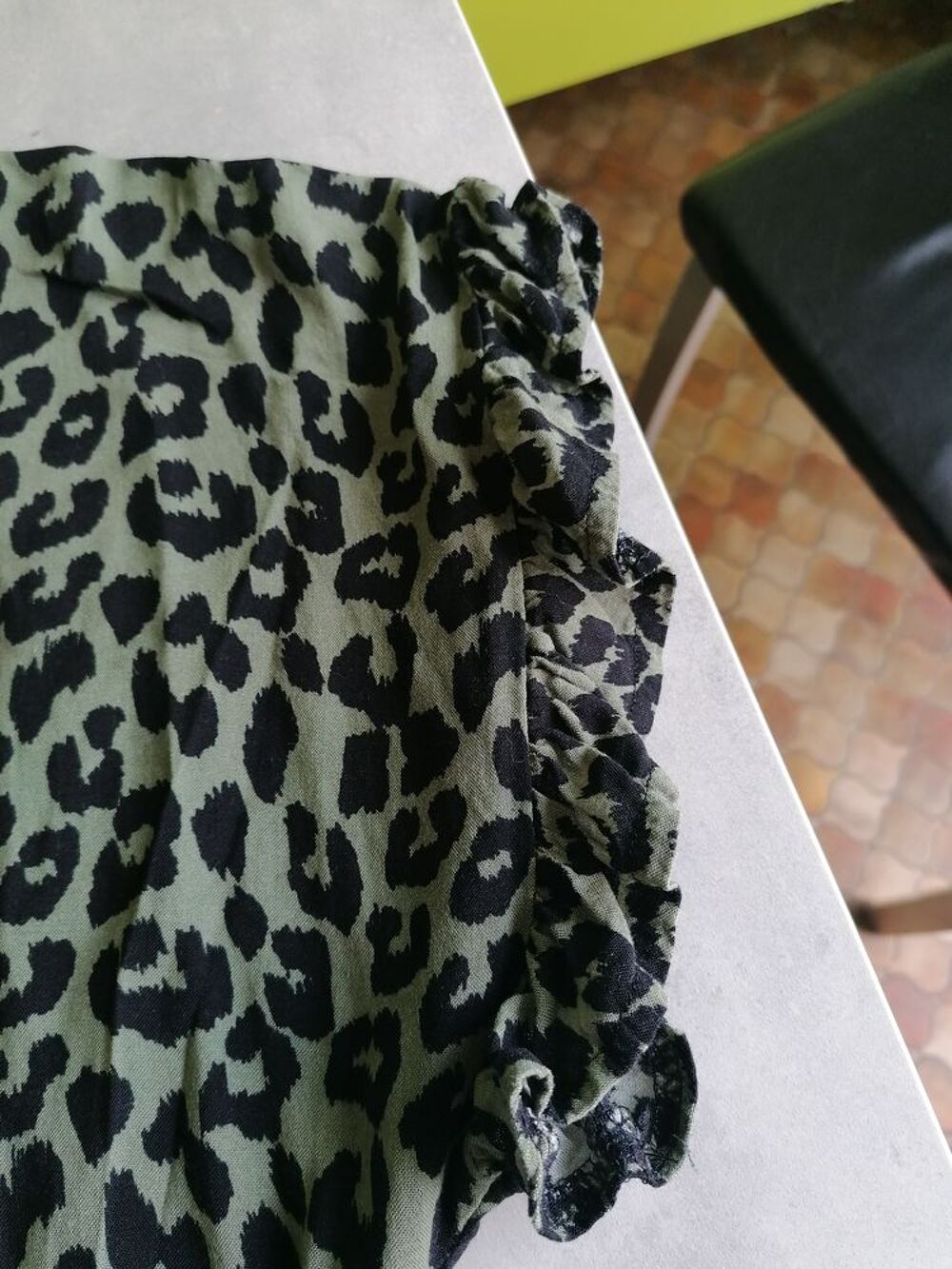Robe verte et noire Vêtements