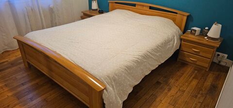 Lit de 160X200. vendu complet avec  chevets 100 Gouesnach (29)