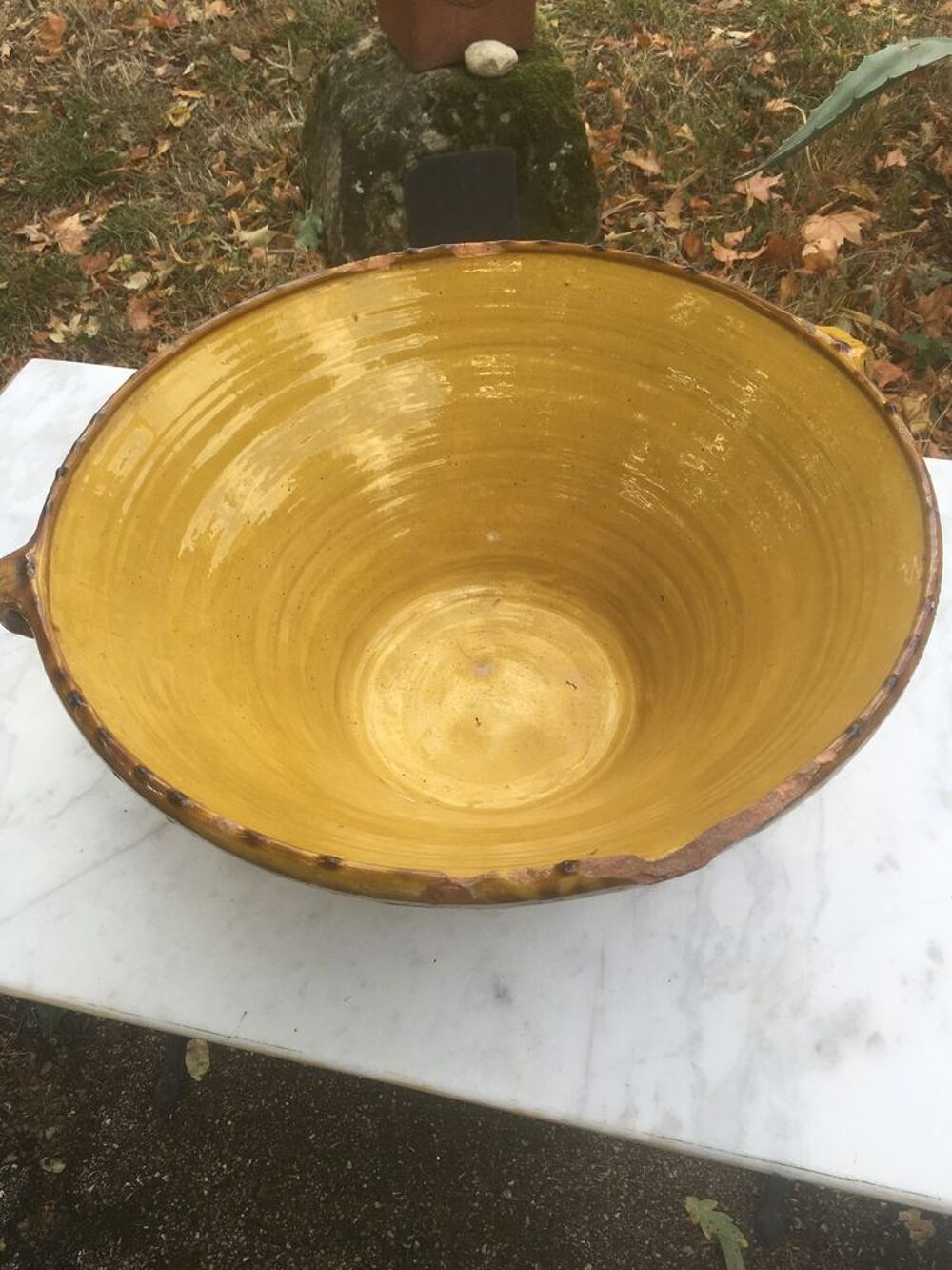 Gr&eacute;salle en terre cuite verniss&eacute;e jaune / pot / Tian (GL) Décoration