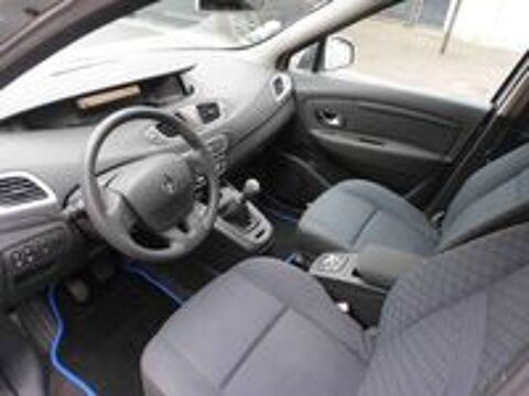 Sc&eacute;nic III Scenic III dCi 105 eco2 Expression 2010 occasion 93430 Villetaneuse