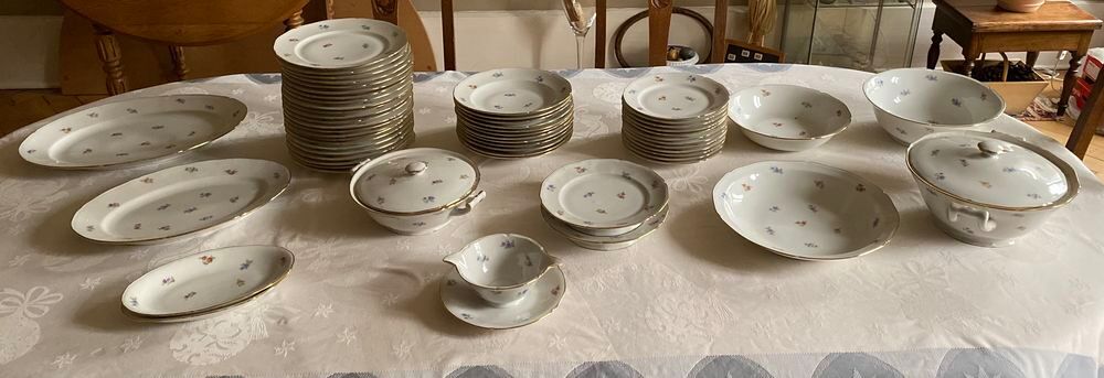 Service Porcelaine de Limoges UML ( Union Marc Larchev&ecirc;que Cuisine