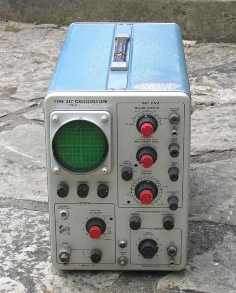 Oscilloscope Tektronix 317 vintage 250 Maule (78)