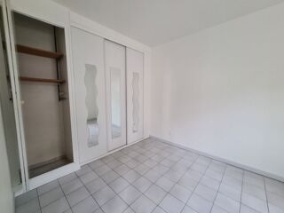  Appartement à louer 4 pièces 73 m²
