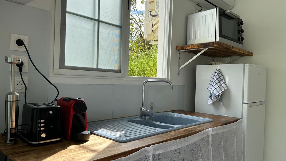   Charmant studio avec terrasse et jardin pour votre s�jour en Guadeloupe / 50� par nuit DOM-TOM, Morne-�-l'Eau (97111)