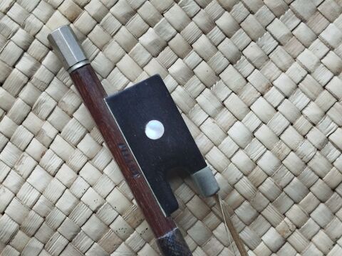 Archet de violon sign� Pillot 220 Bidarray (64)