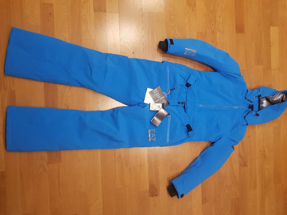  tenu de ski femme Armani de tr&egrave;s haute qualit&eacute; taille S Sports