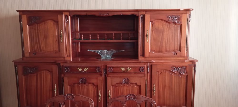 Salle &agrave; manger Louis XV Meubles