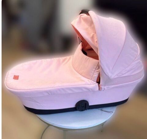 Nacelle de la poussette CYBEX Melio rose 120 Marseille 12 (13)