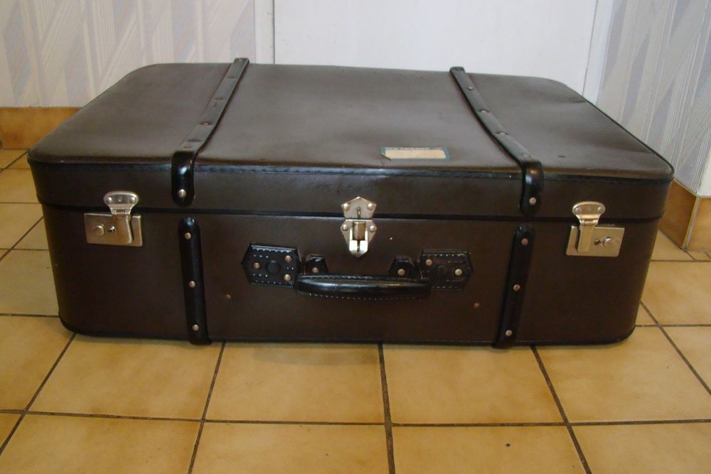 Ancienne grande valise cercl&eacute;e - vintage ann&eacute;es 1950 Maroquinerie