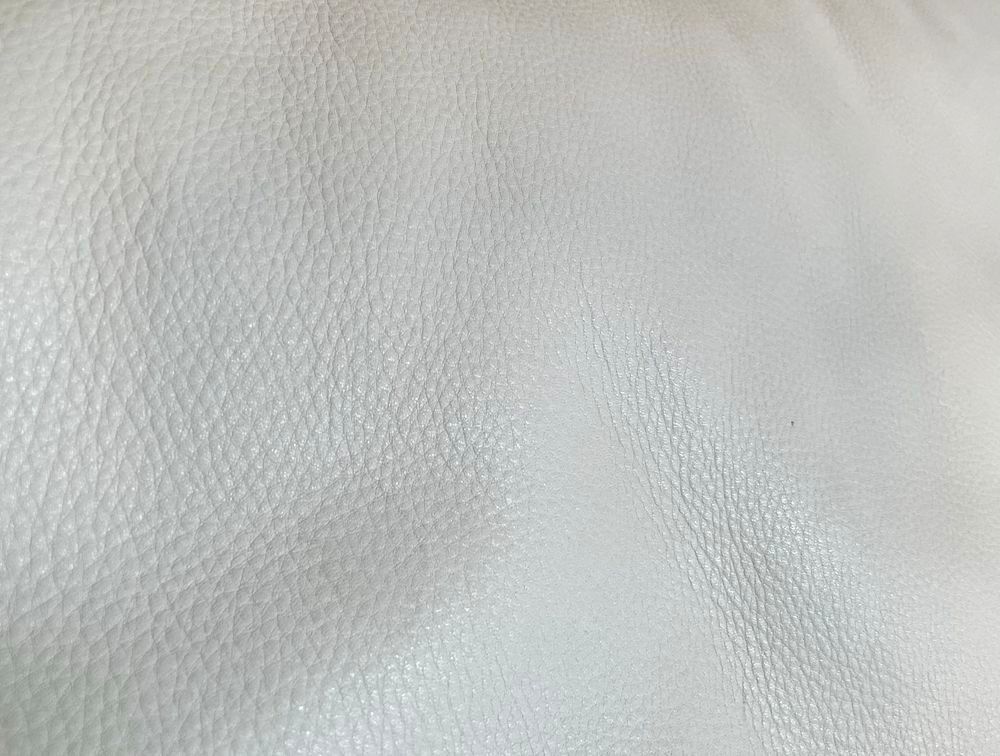 Canap&eacute; cuir 3places Roche Bobois Meubles