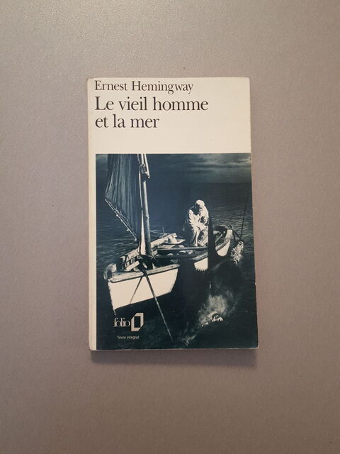 Le livre Le vieil homme et la mer d'Ernest Hemingway 3 Sochaux (25)