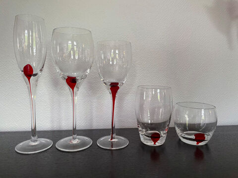 Verres Luminarc série DRIP rouge service complet 76 verres Châteauneuf-sur-Loire (45)