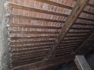  Remise / Grange � vendre 4 pi�ces 101 m�