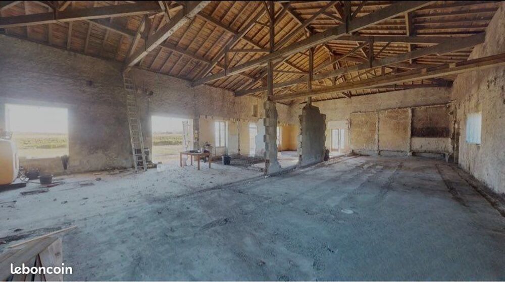 Vente Maison Chai en pierre 320m² à rénover, 1ha, vue - Targon (33) Targon