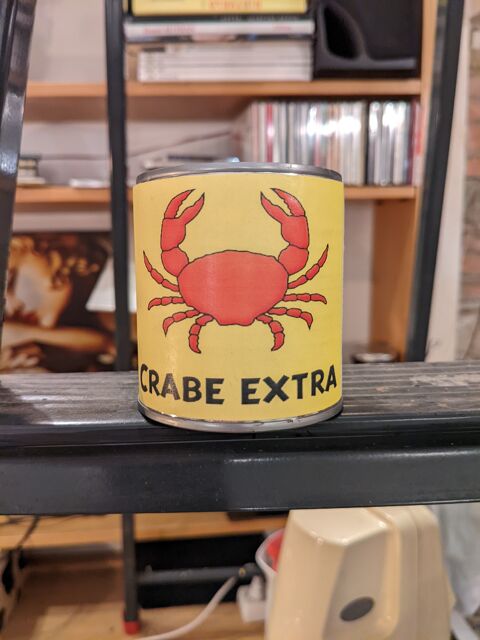boite crabe vide Le Crabe aux pinces d'or
TINTIN 6,5 x 7 cm 5 Marseille 13 (13)