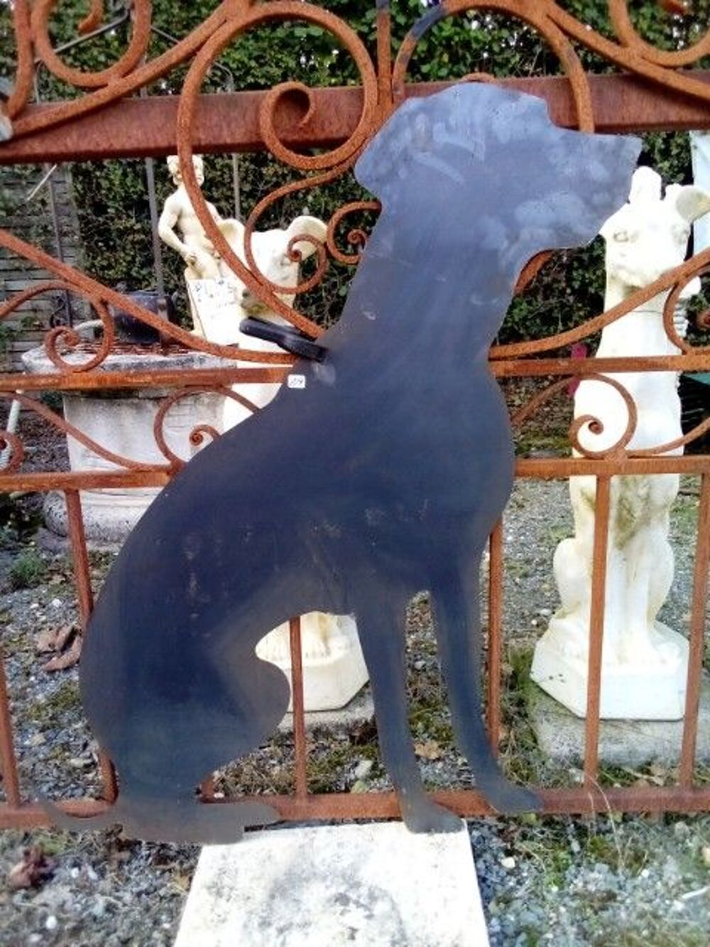 Statue Sculpture chien, en t&ocirc;le Décoration
