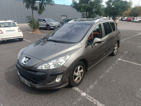 Peugeot 308 sw 1.6 HDi 110ch FAP BVM6 BLUE LION Confort