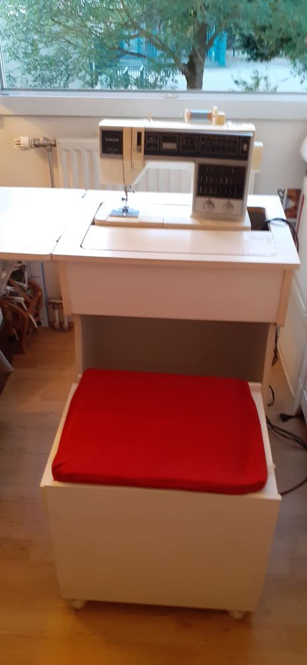Machine &agrave; coudre singer qui fait bureau etat neuf Meubles