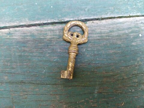 Ancienne Cl� Laiton Meuble Style Louis XVI 18 Loches (37)